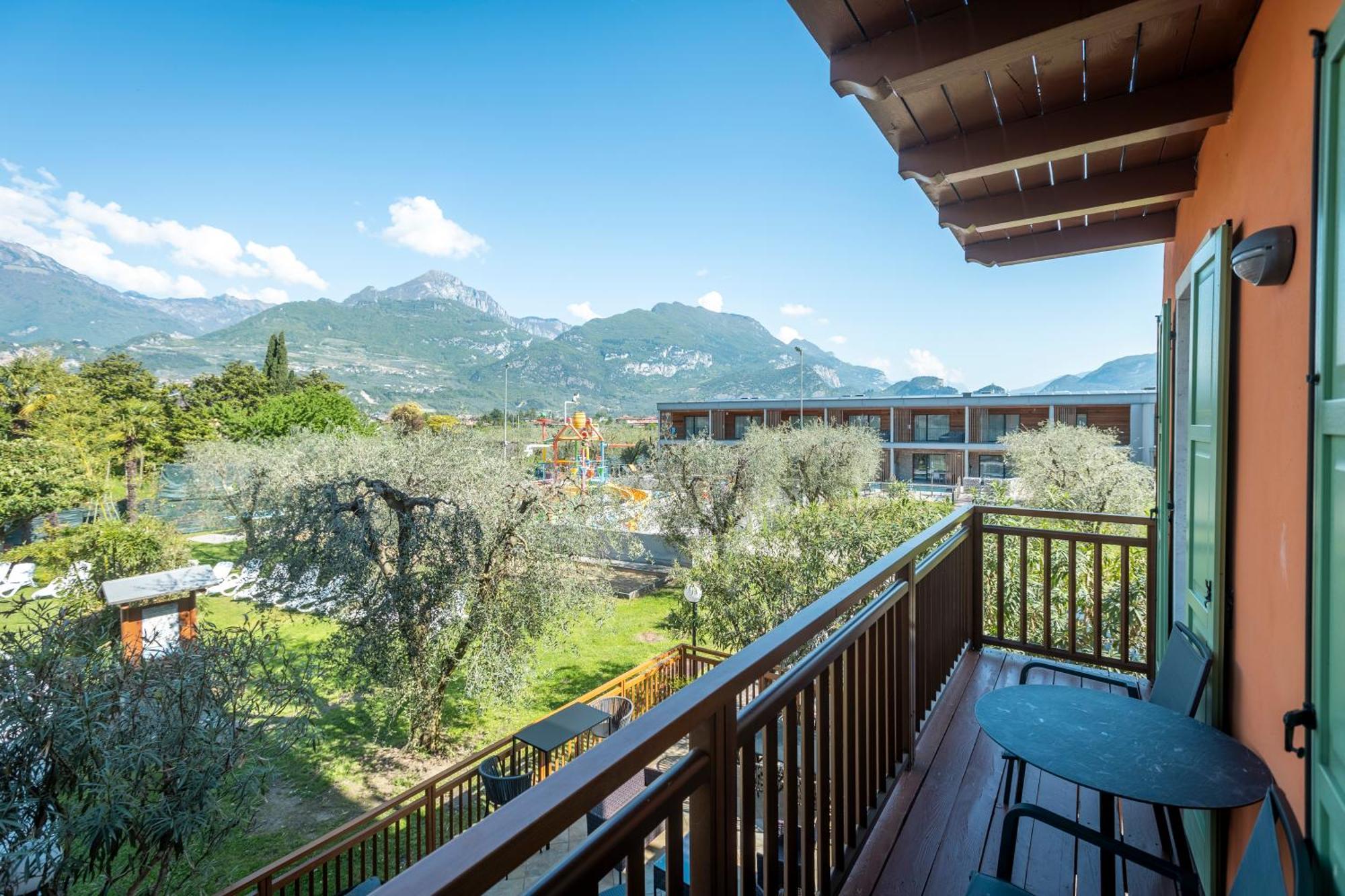 Residence Filanda ริวาเดลการ์ดา ภายนอก รูปภาพ