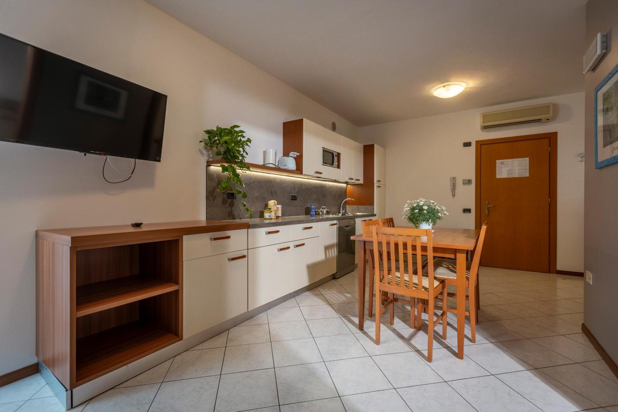 Residence Filanda ริวาเดลการ์ดา ภายนอก รูปภาพ